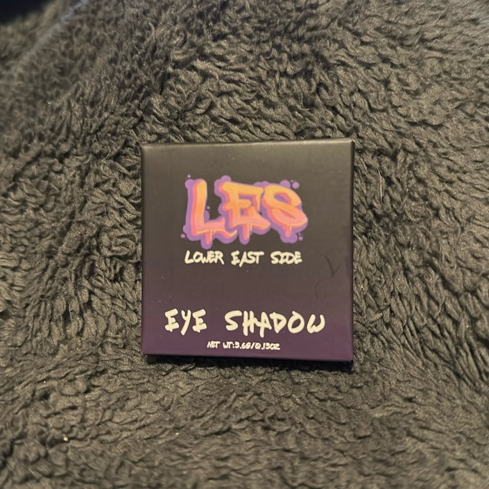 LES City Chic Eyeshadow quad